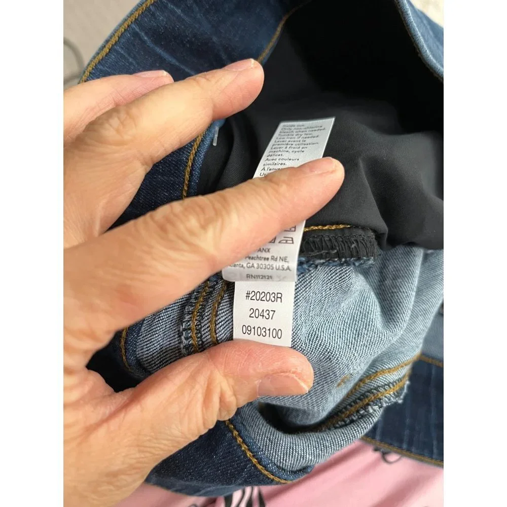 Spanx‎ Distressed Denim Legging sz M cropped stretchy - Picture 8 of 8